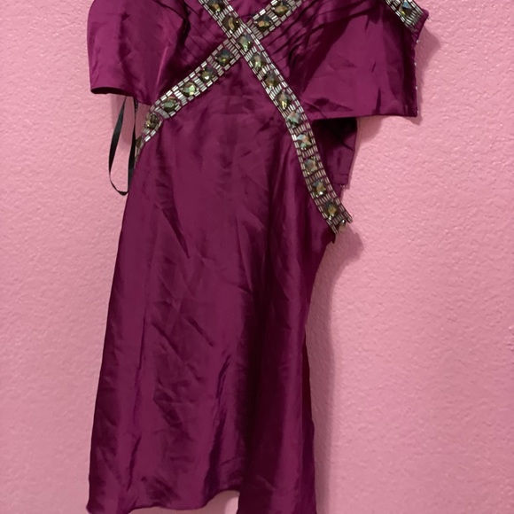 Top - Picture 3 of 3